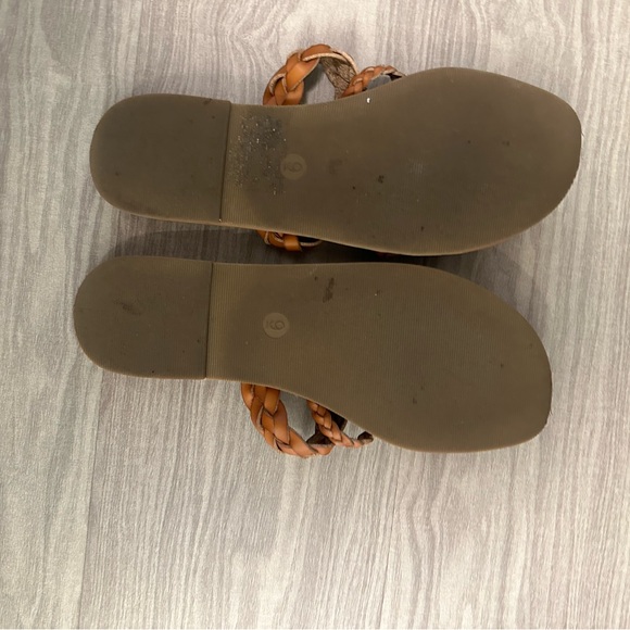 Sandals - Picture 2 of 2